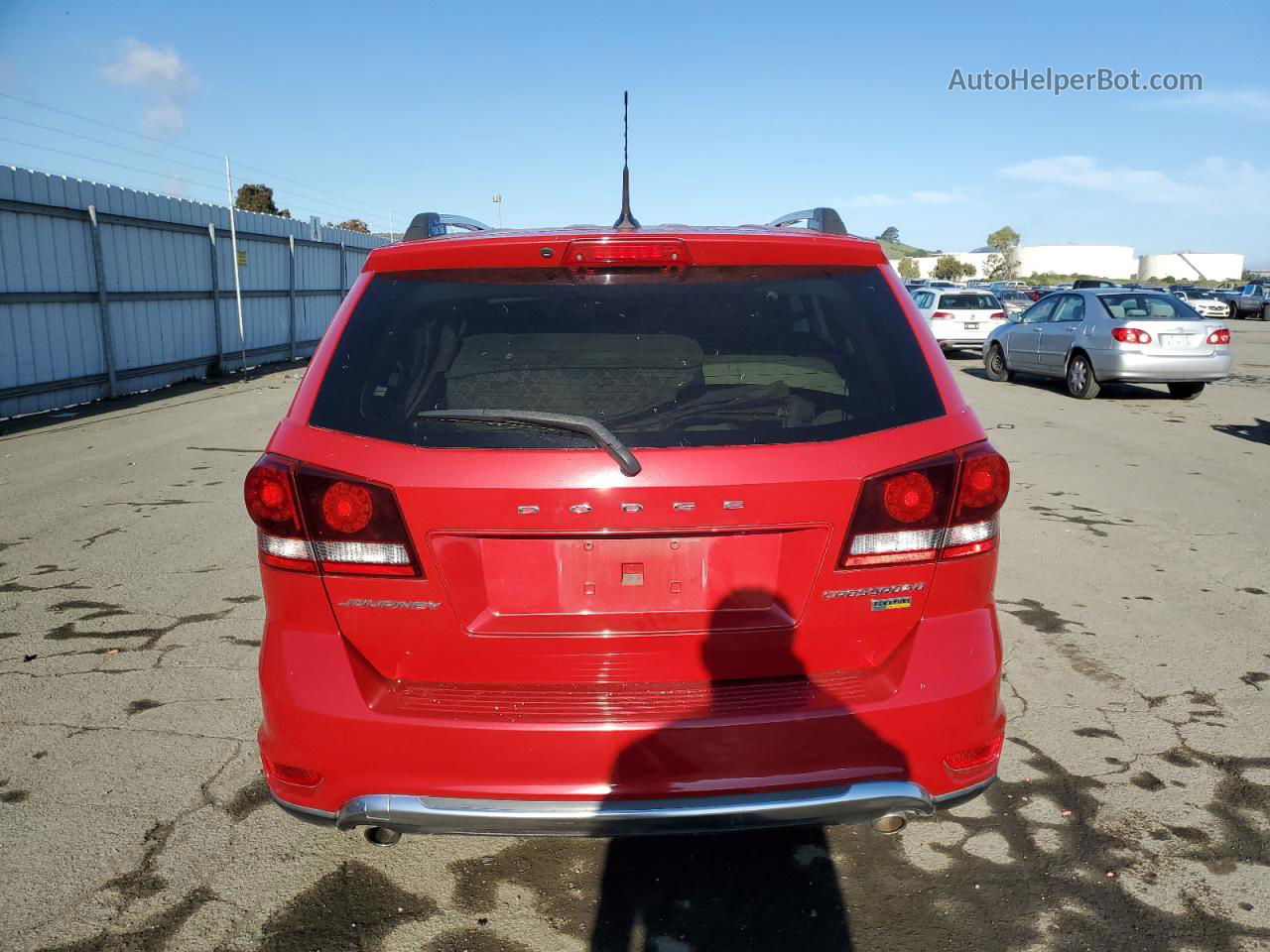 2017 Dodge Journey Crossroad Red vin: 3C4PDCGG1HT536011