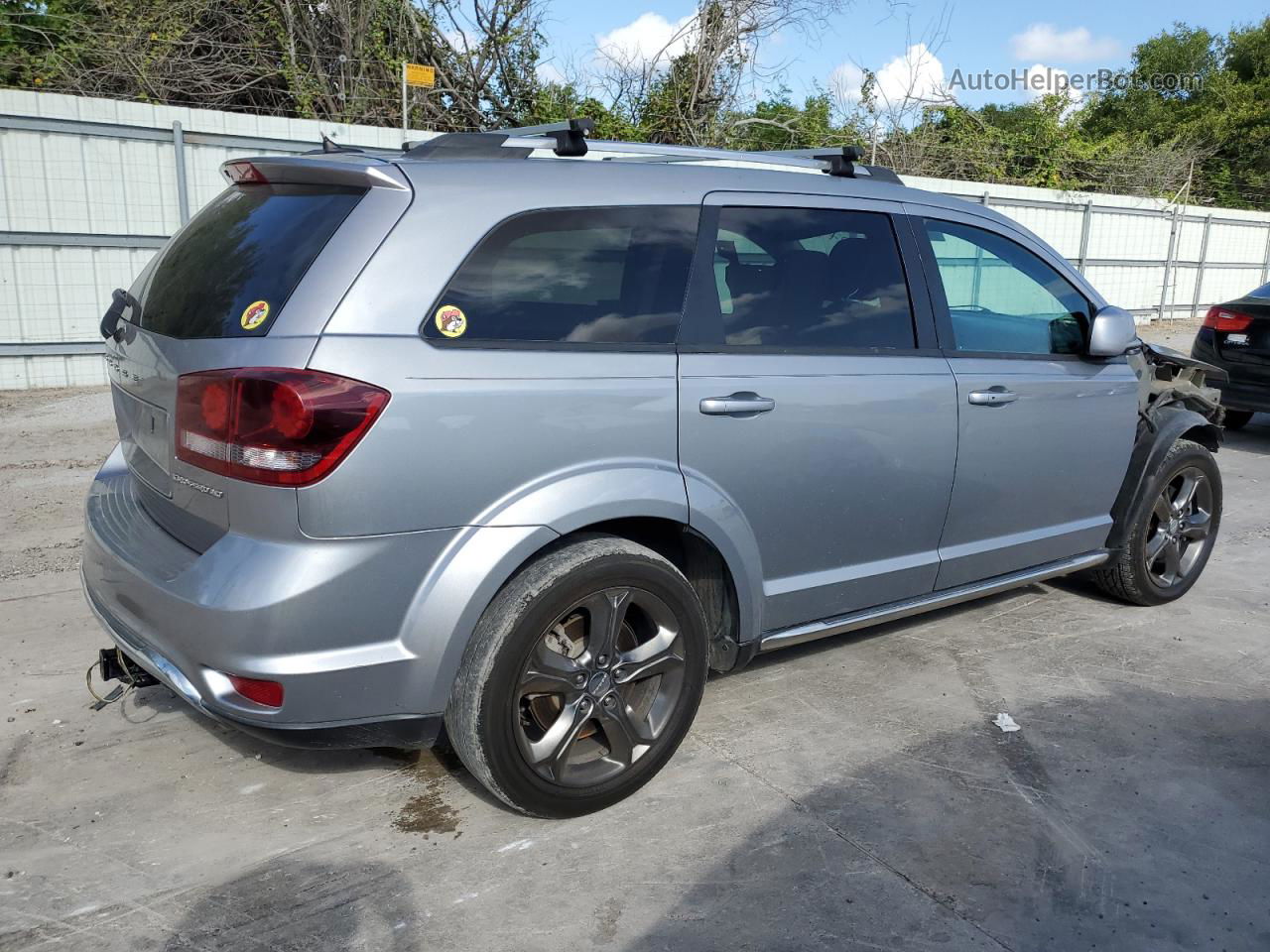 2016 Dodge Journey Crossroad Silver vin: 3C4PDCGG4GT124180