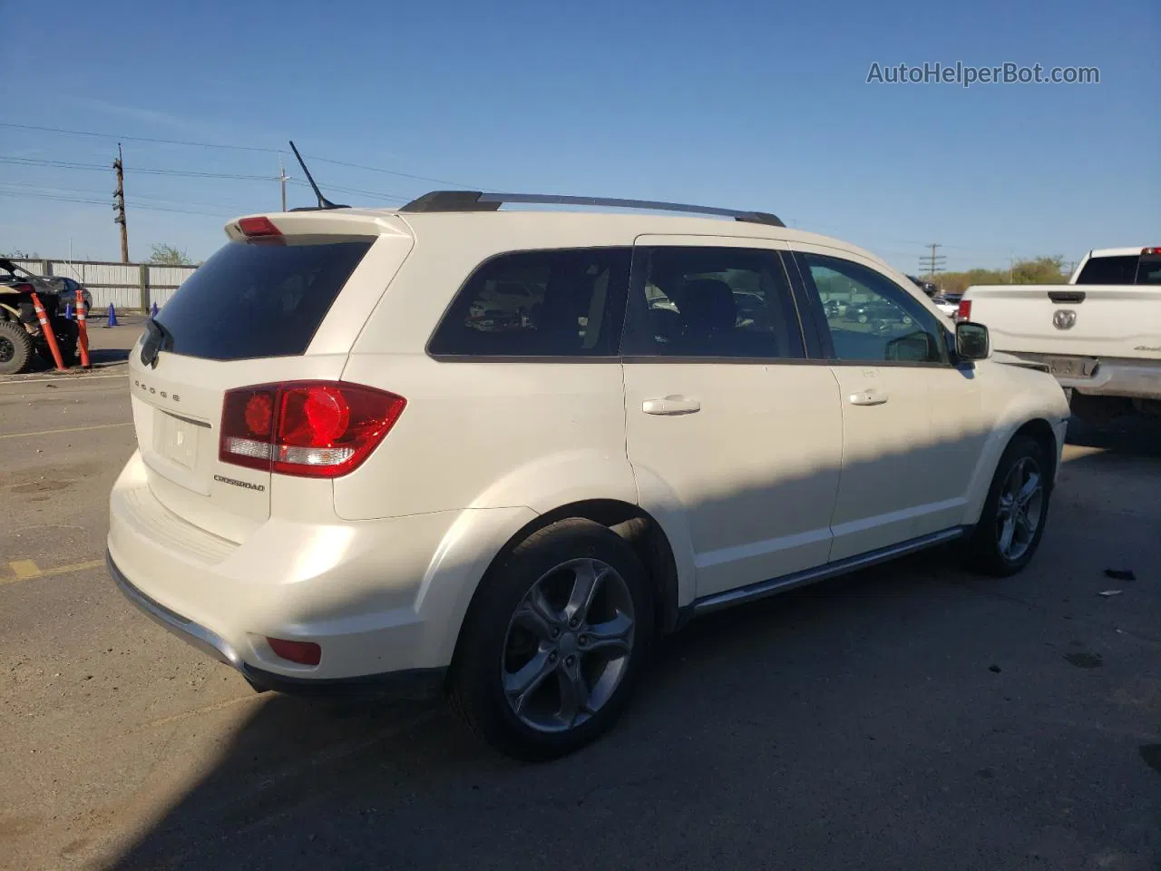 2016 Dodge Journey Crossroad White vin: 3C4PDCGGXGT149259