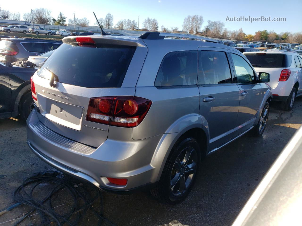 2017 Dodge Journey Crossroad Серебряный vin: 3C4PDDGG0HT554313