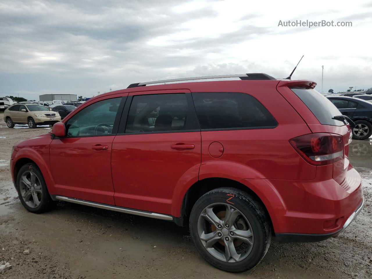 2017 Dodge Journey Crossroad Red vin: 3C4PDDGG2HT553390