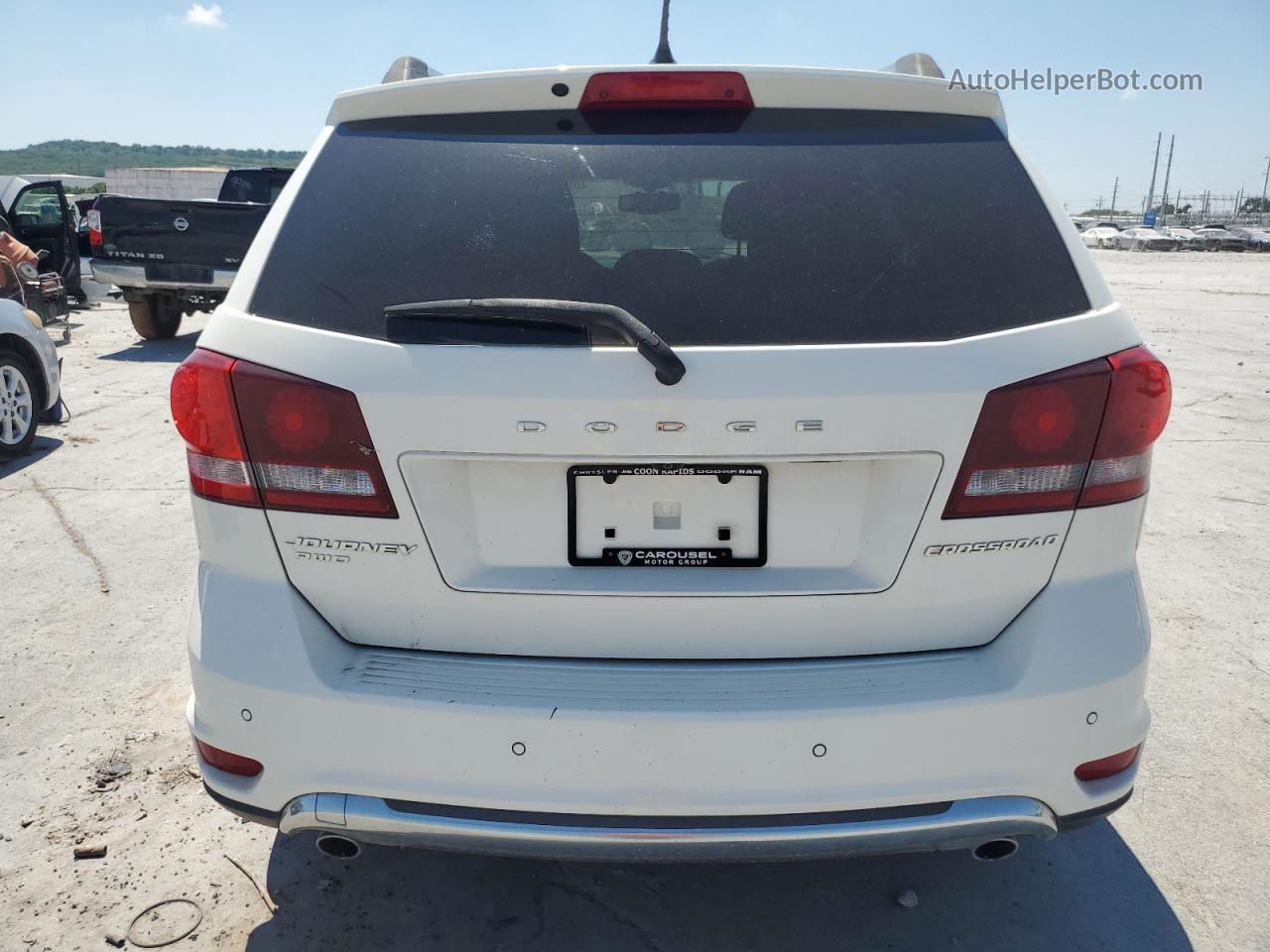 2017 Dodge Journey Crossroad White vin: 3C4PDDGG6HT565347