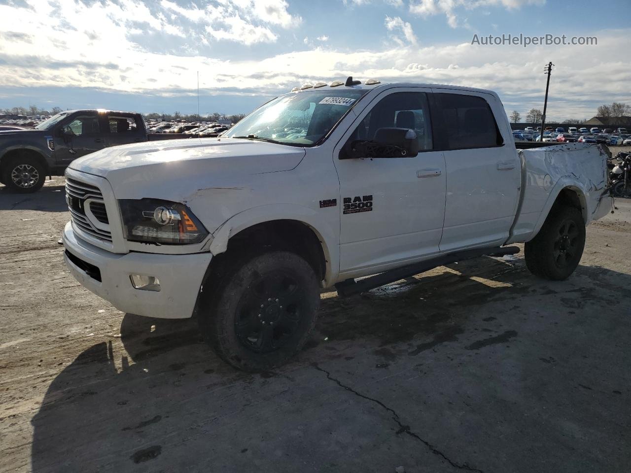 2018 Ram 3500 Laramie White vin: 3C63R3EJ5JG430455