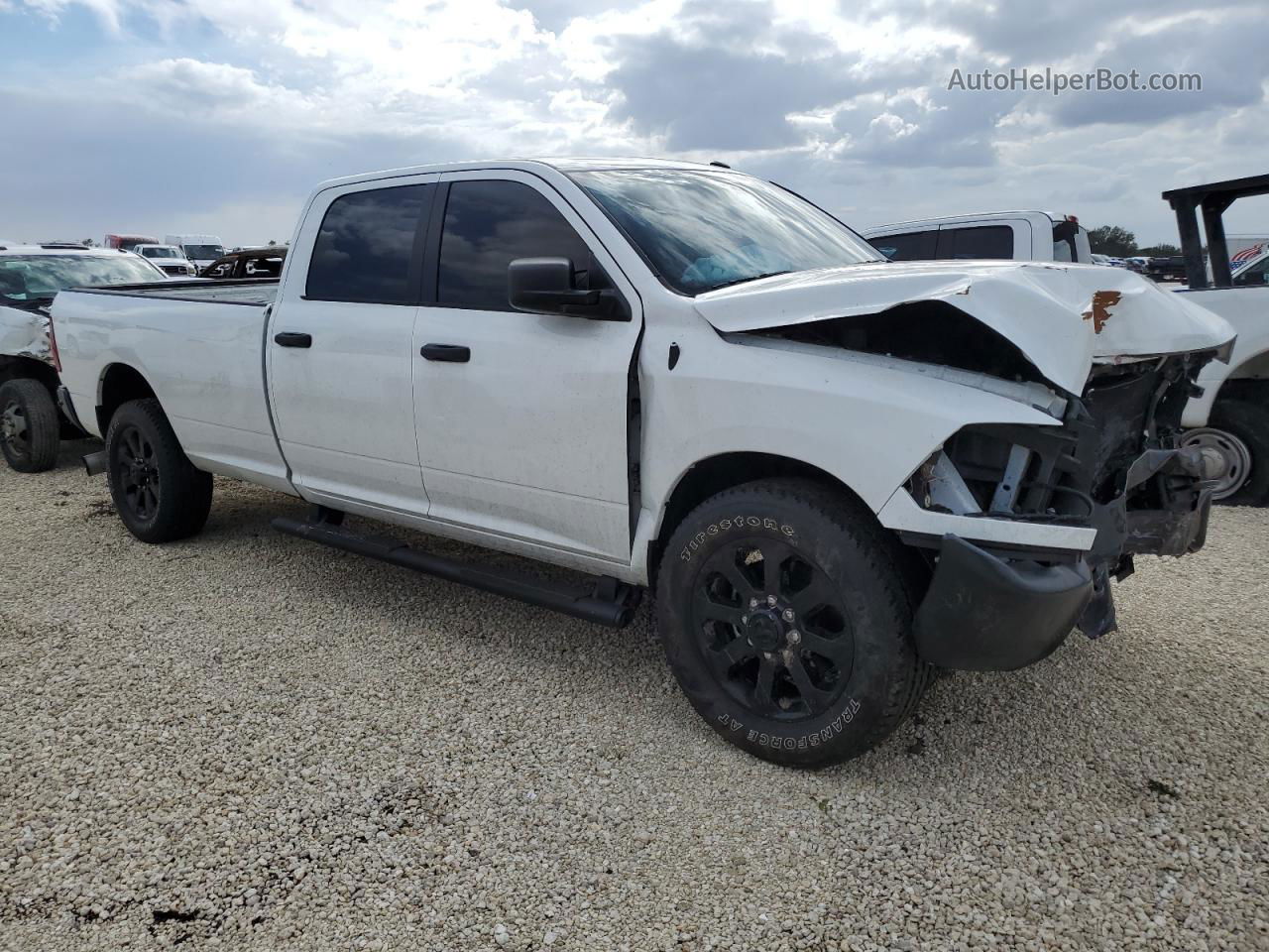 2018 Ram 3500 St White vin: 3C63R3GL0JG422438