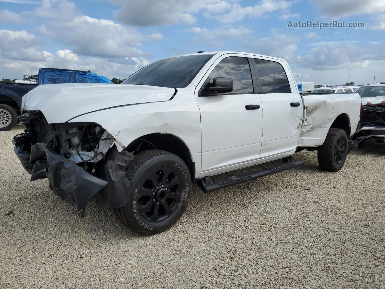 2018 Ram 3500 St White vin: 3C63R3GL0JG422438