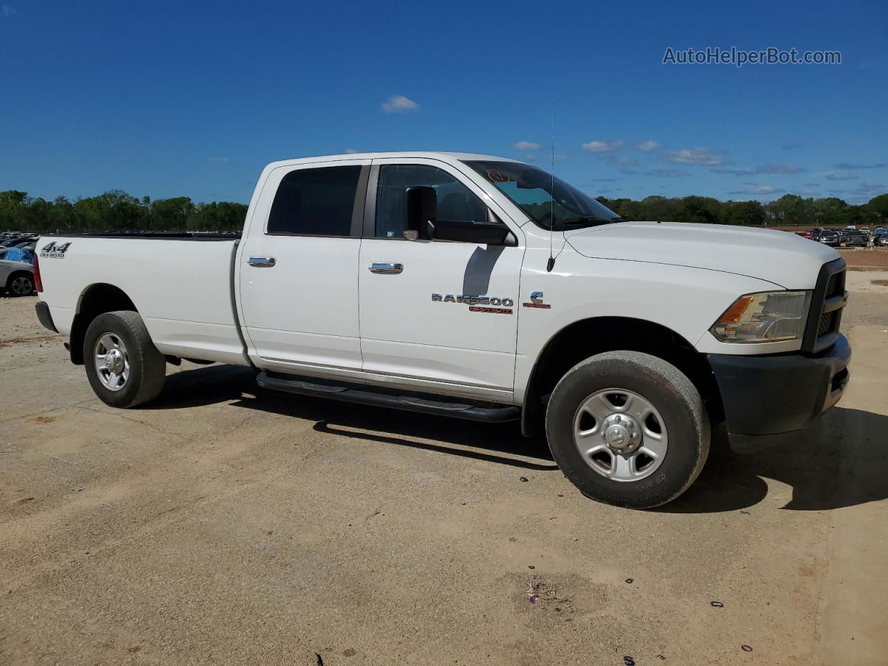 2018 Ram 3500 St White vin: 3C63R3GL5JG124340