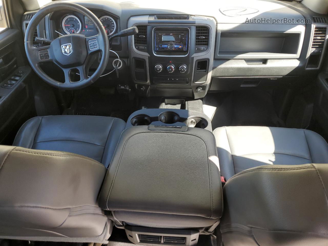 2018 Ram 3500 St White vin: 3C63R3GL5JG124340