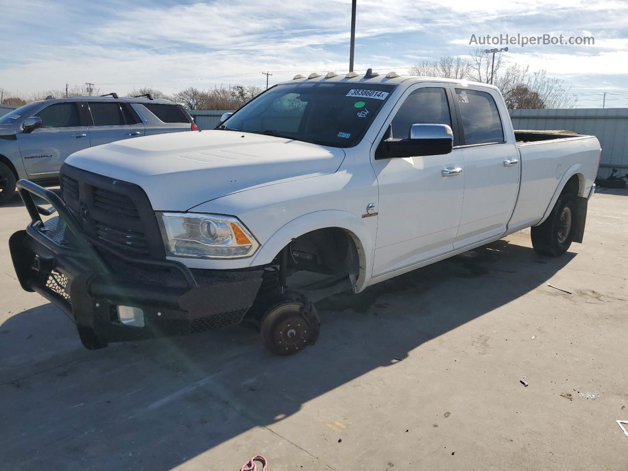 2018 Ram 3500 Laramie White vin: 3C63R3JL2JG140715