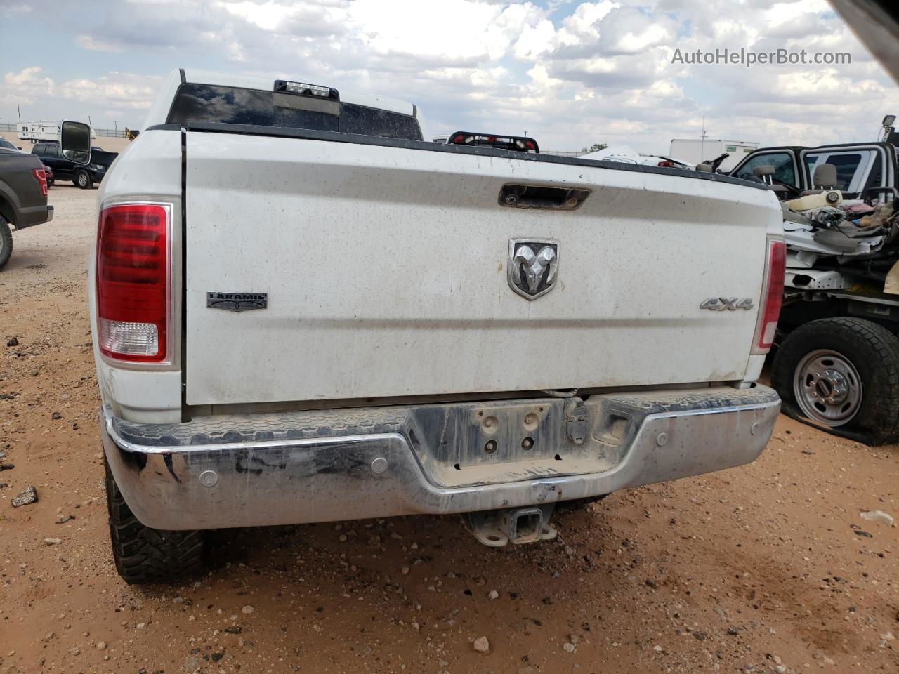 2018 Ram 3500 Laramie Белый vin: 3C63R3JL6JG140717