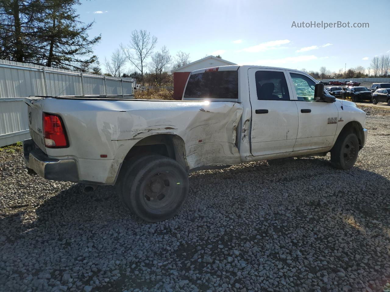 2018 Ram 3500 St White vin: 3C63RRGL2JG203757