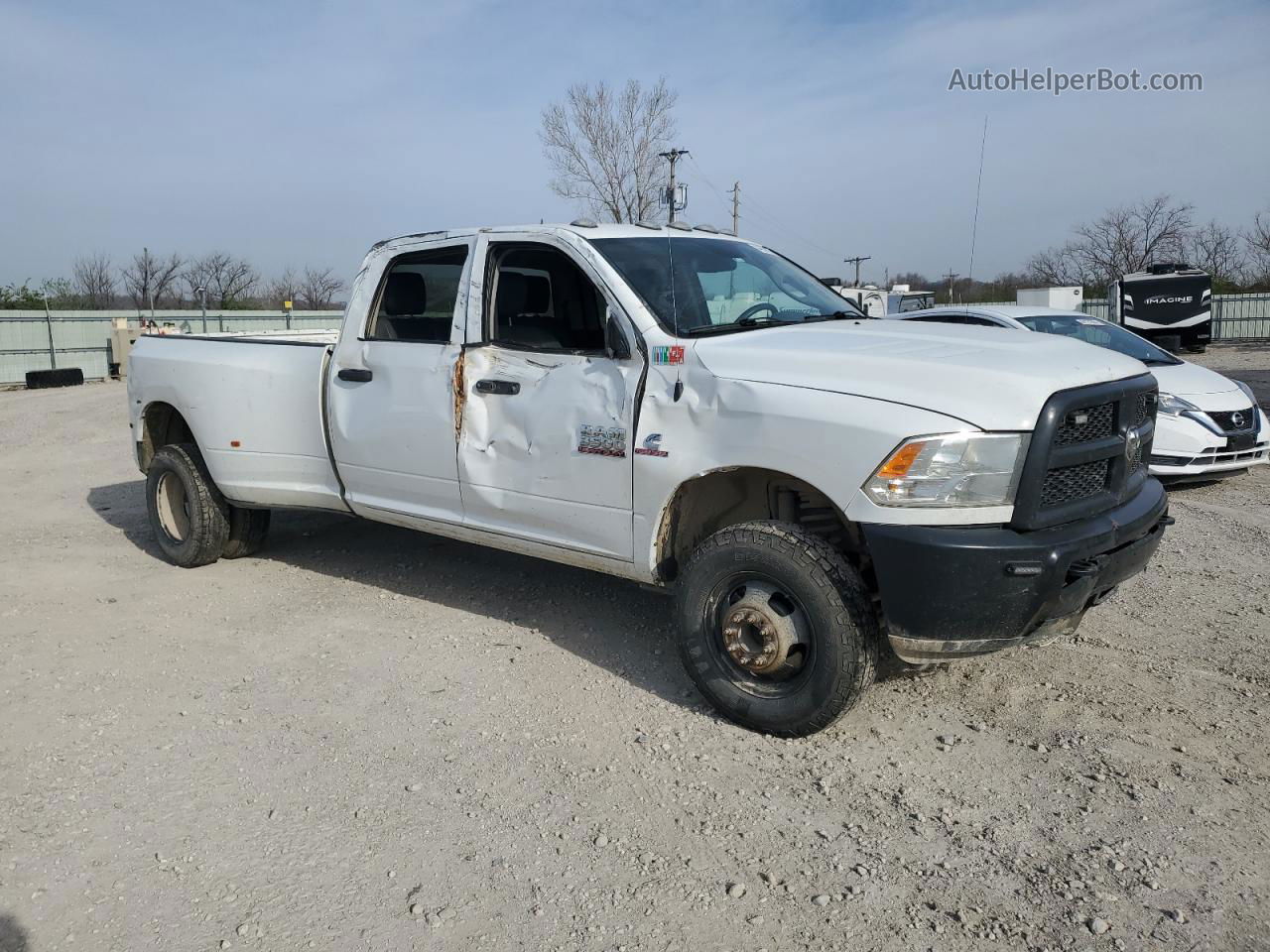 2018 Ram 3500 St White vin: 3C63RRGL6JG200439