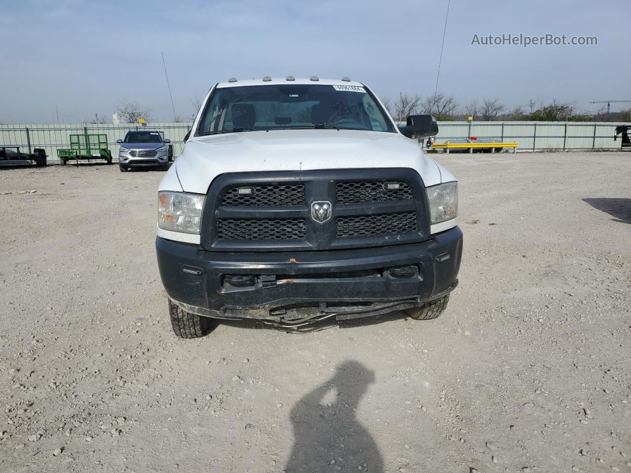 2018 Ram 3500 St White vin: 3C63RRGL6JG200439