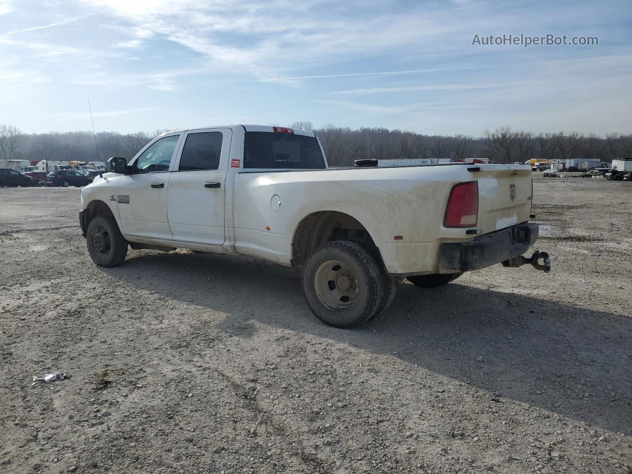 2018 Ram 3500 St White vin: 3C63RRGL6JG200439