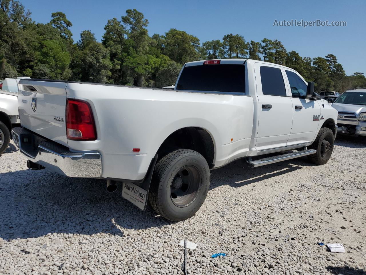 2018 Ram 3500 St White vin: 3C63RRGL7JG136234