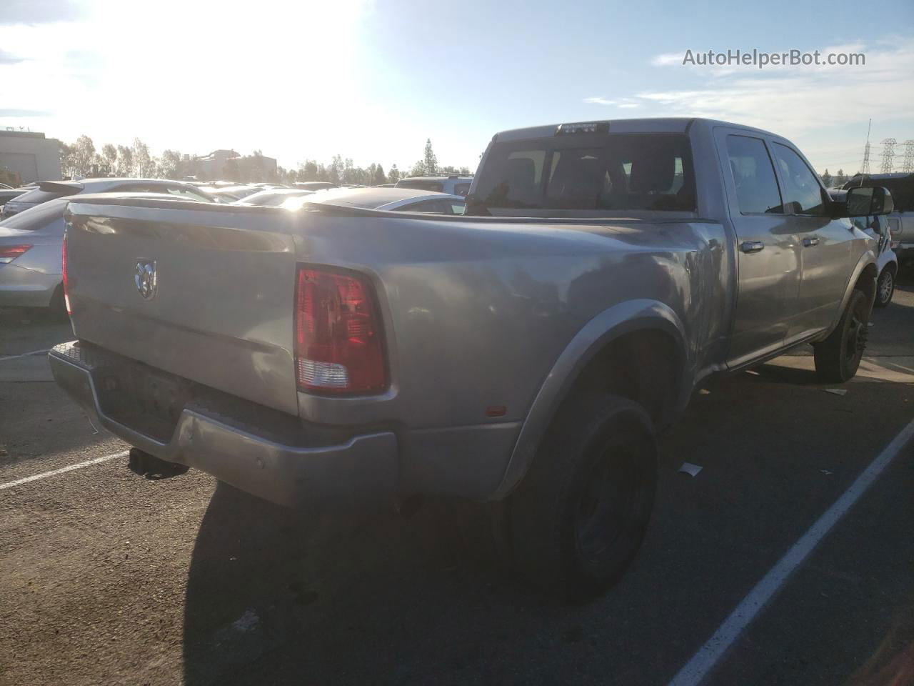 2018 Ram 3500 Slt Gray vin: 3C63RRHL0JG352697