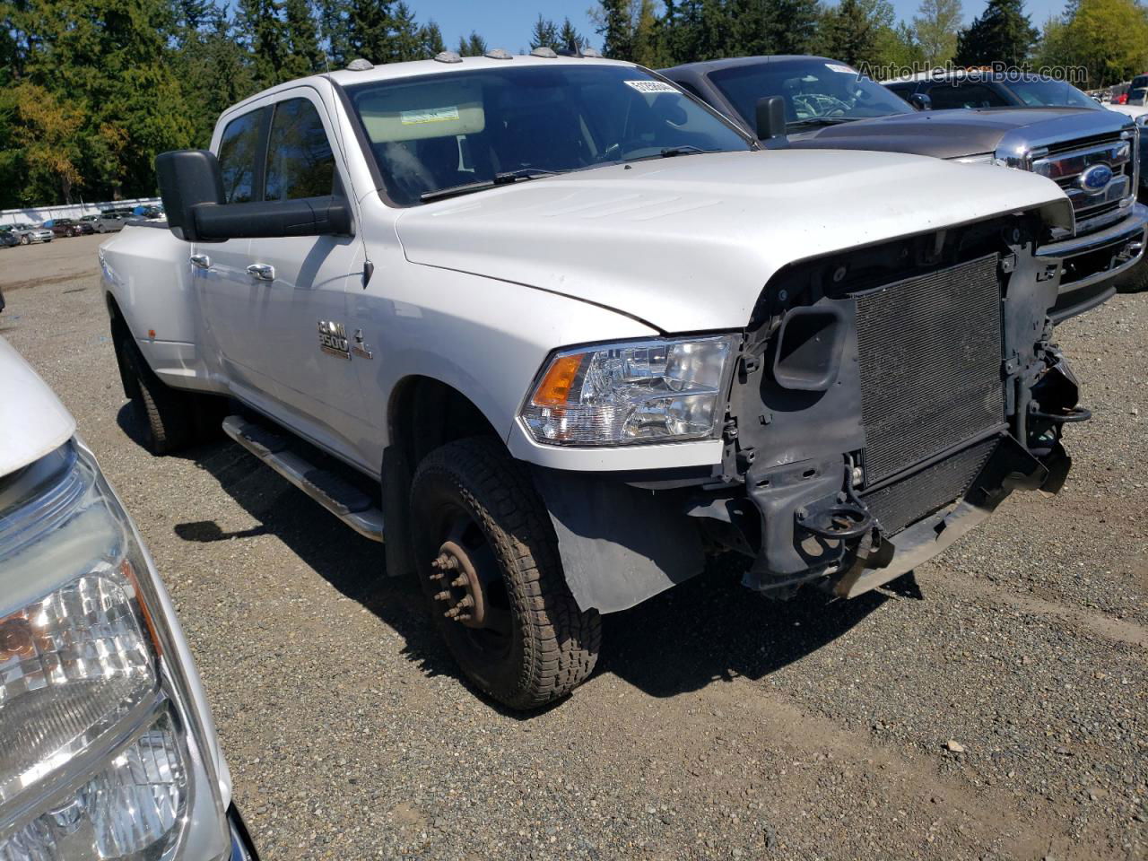 2018 Ram 3500 Slt White vin: 3C63RRHL3JG385550