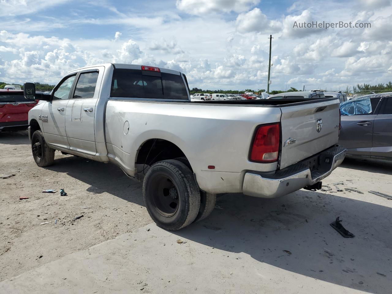 2018 Ram 3500 Slt Silver vin: 3C63RRHL5JG103652