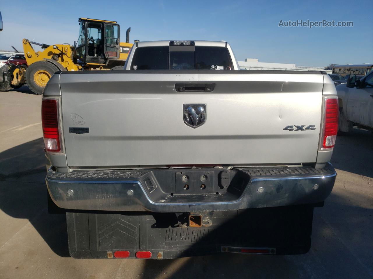 2018 Ram 3500 Laramie White vin: 3C63RRJL3JG221077