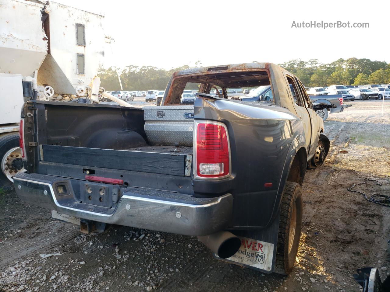 2018 Ram 3500 Laramie Black vin: 3C63RRML1JG220909