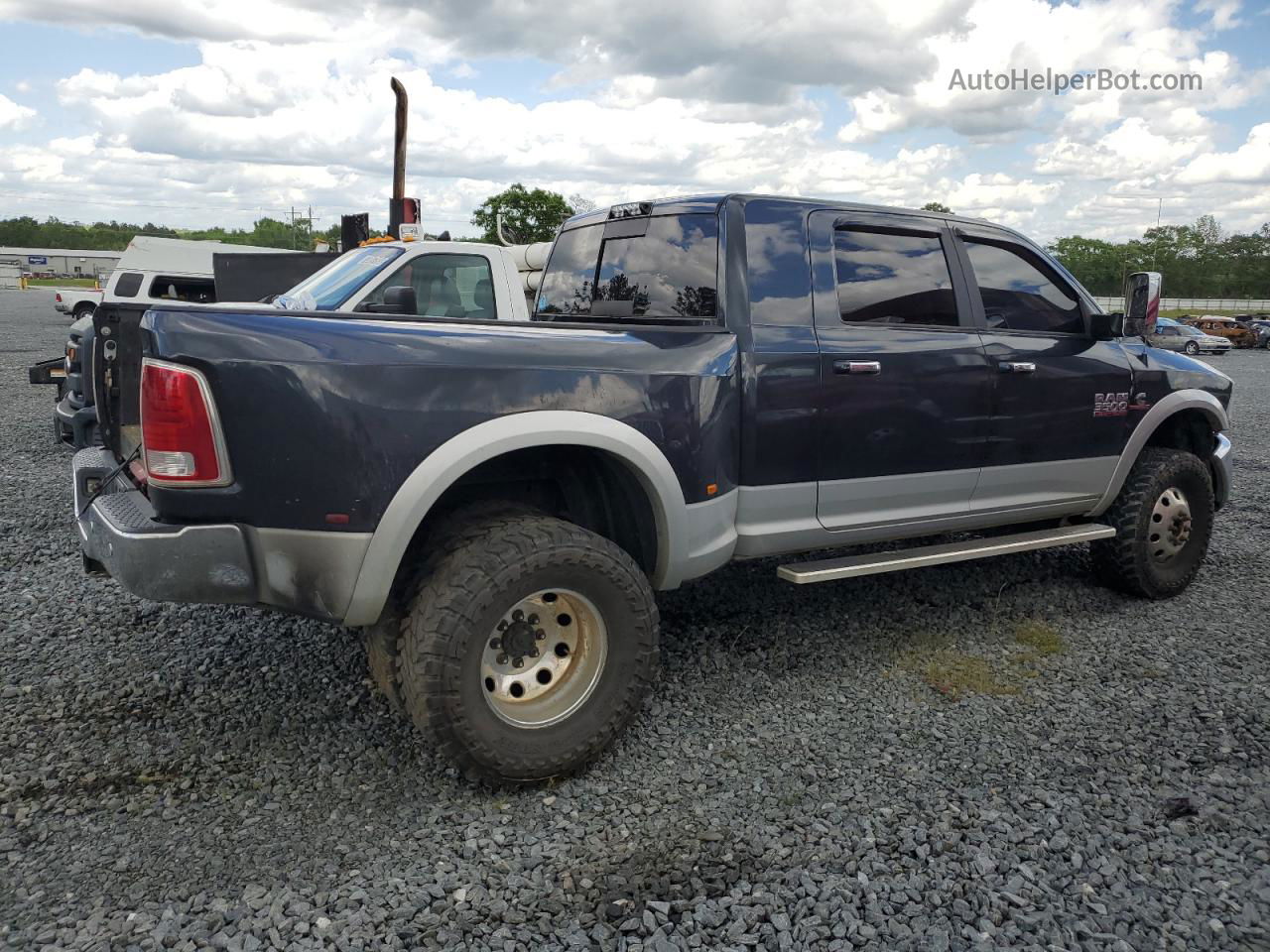 2018 Ram 3500 Laramie Gray vin: 3C63RRML4JG310961