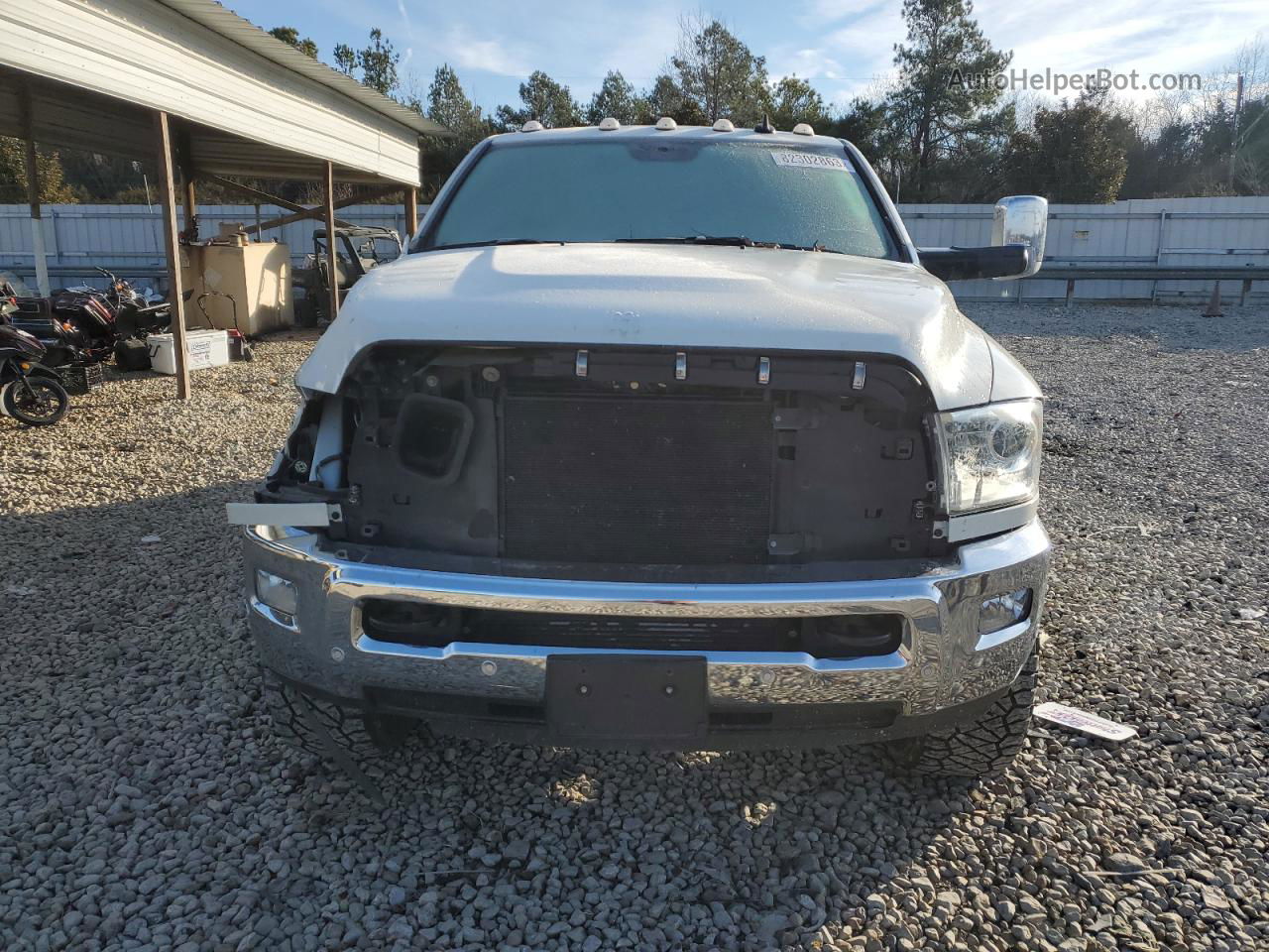 2018 Ram 3500 Longhorn White vin: 3C63RRNL5JG305167