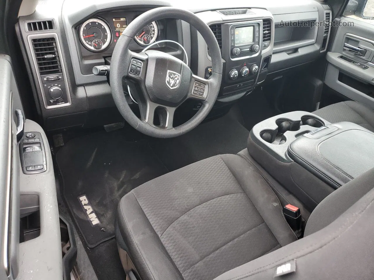 2019 Ram 1500 Classic Tradesman Silver vin: 3C6JR6AG7KG506195