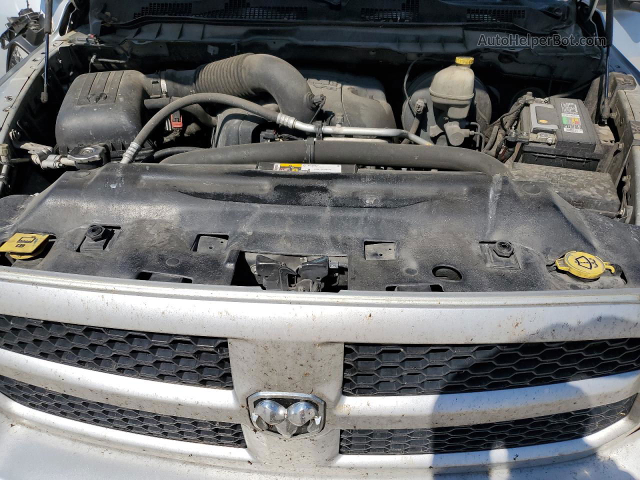 2014 Ram 1500 St Silver vin: 3C6JR6AT1EG324414