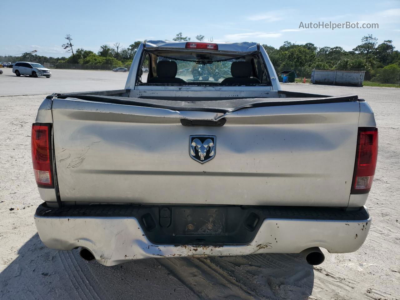 2014 Ram 1500 St Silver vin: 3C6JR6AT1EG324414