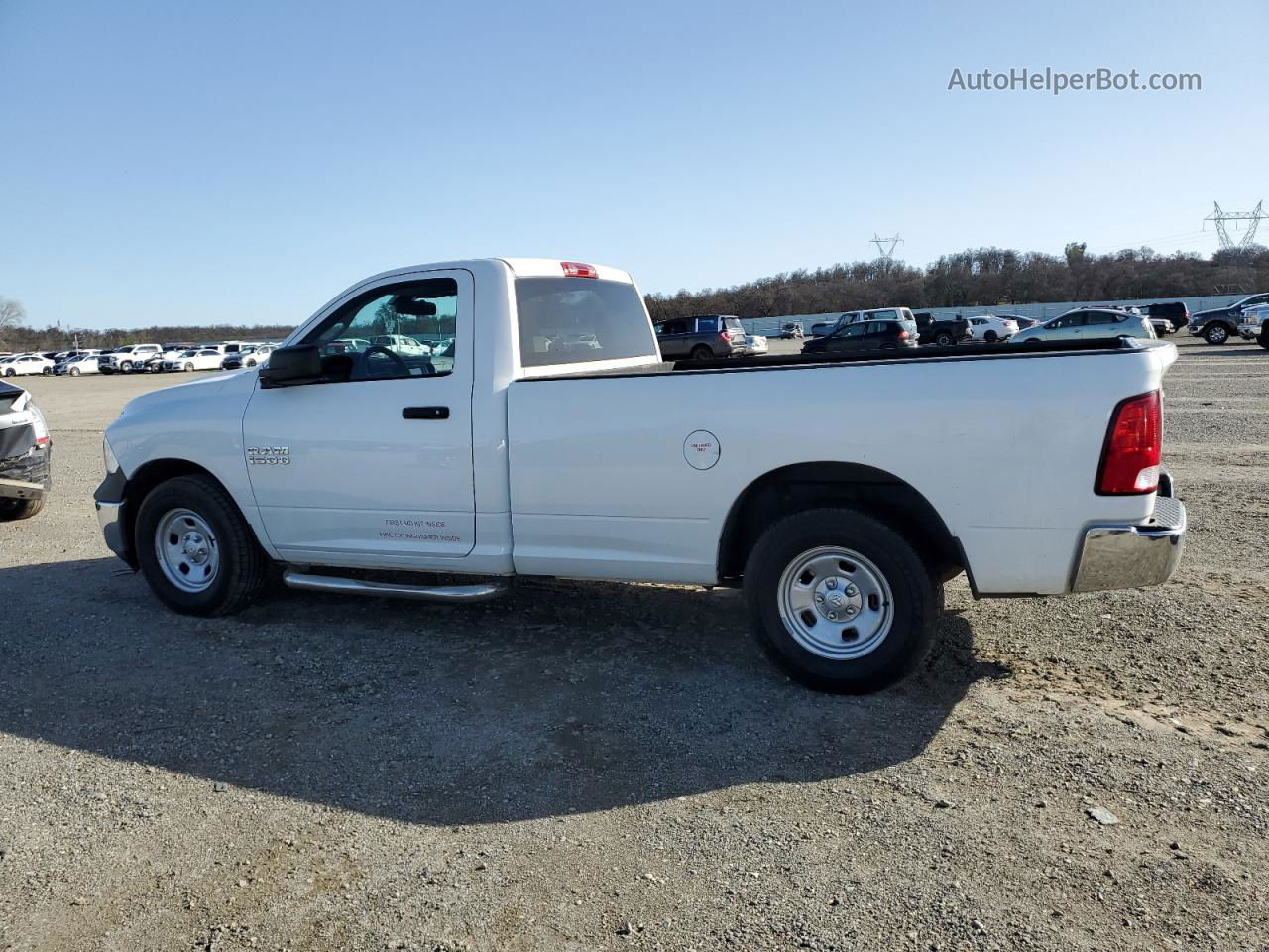 2015 Ram 1500 St White vin: 3C6JR6DG5FG675794