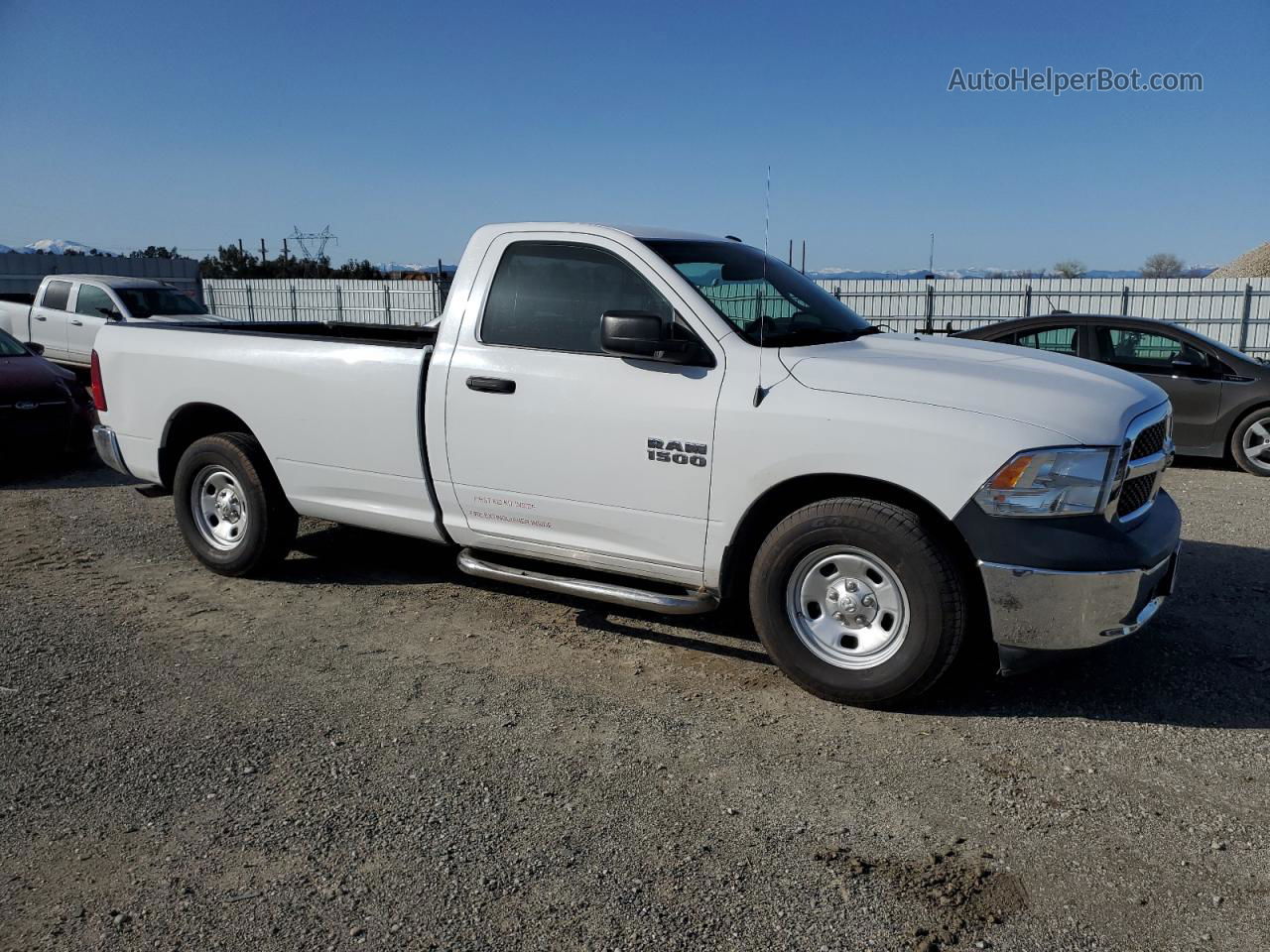 2015 Ram 1500 St White vin: 3C6JR6DG5FG675794