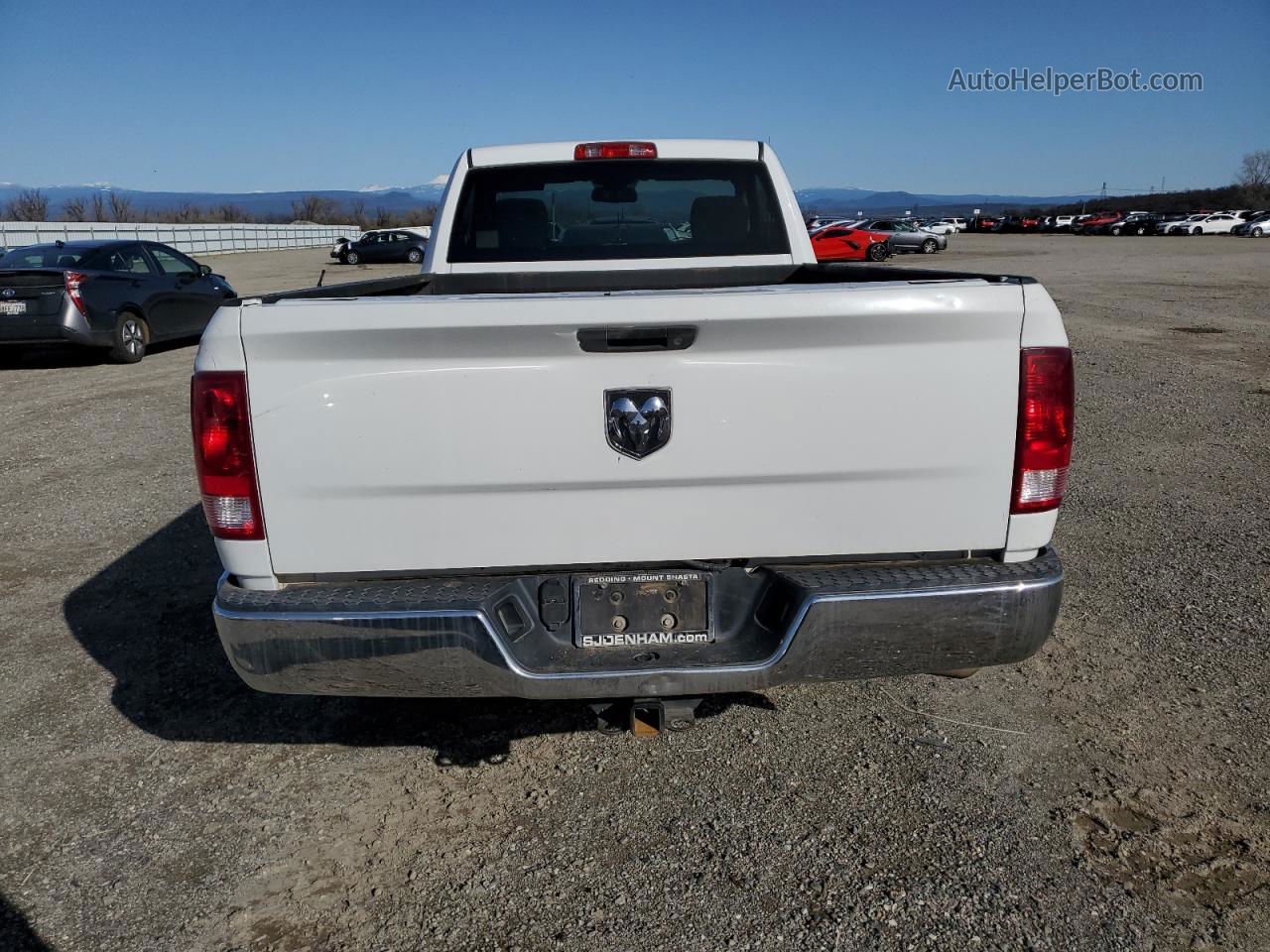 2015 Ram 1500 St White vin: 3C6JR6DG5FG675794