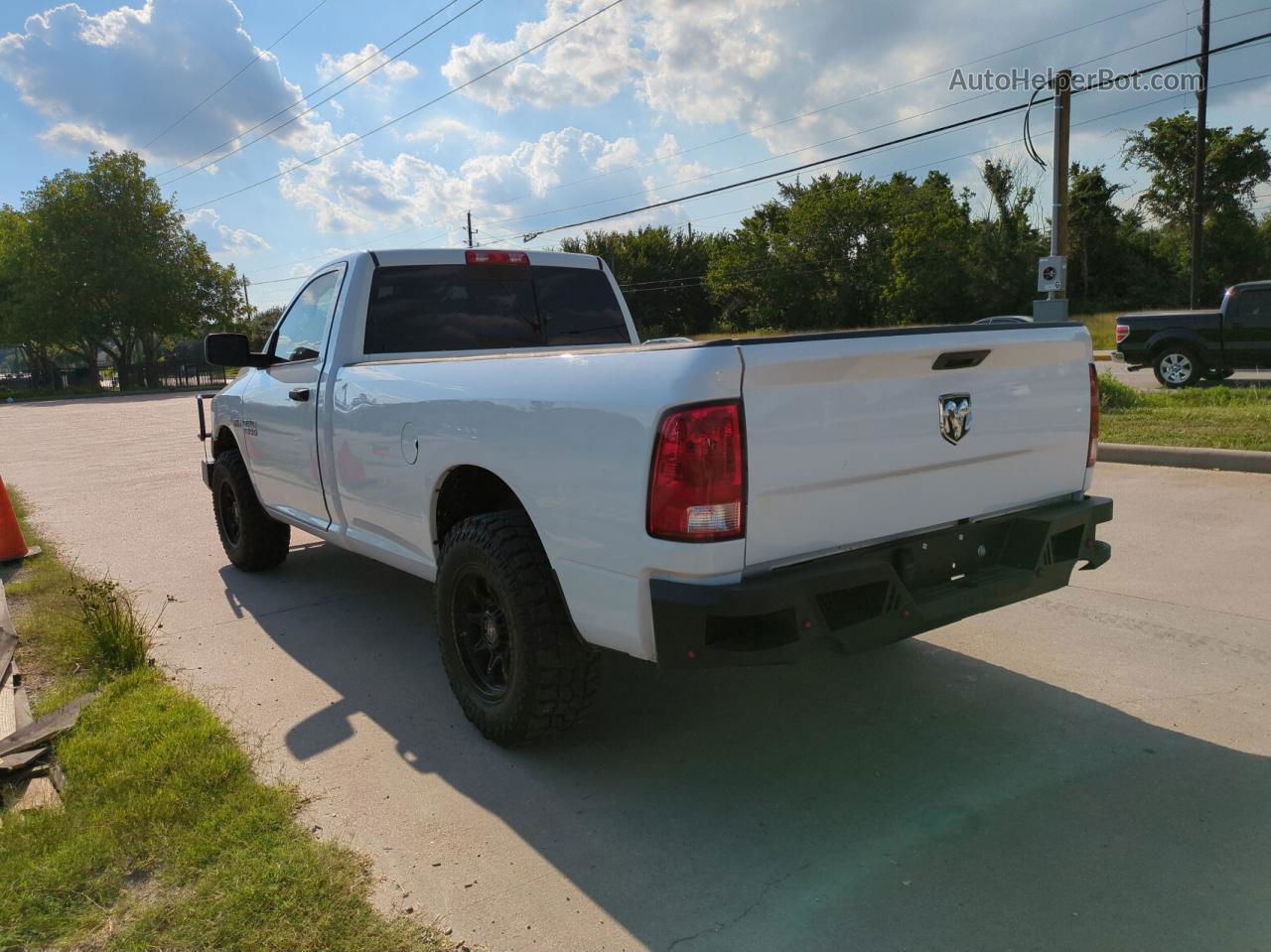 2015 Ram 1500 St Белый vin: 3C6JR6DT4FG606267