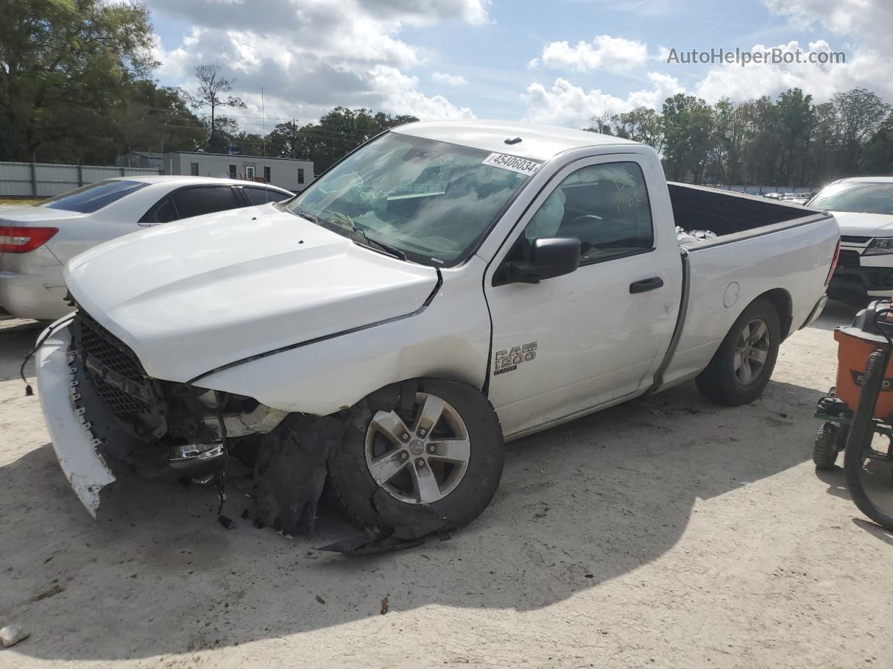 2022 Ram 1500 Classic Tradesman White vin: 3C6JR7AG1NG264319