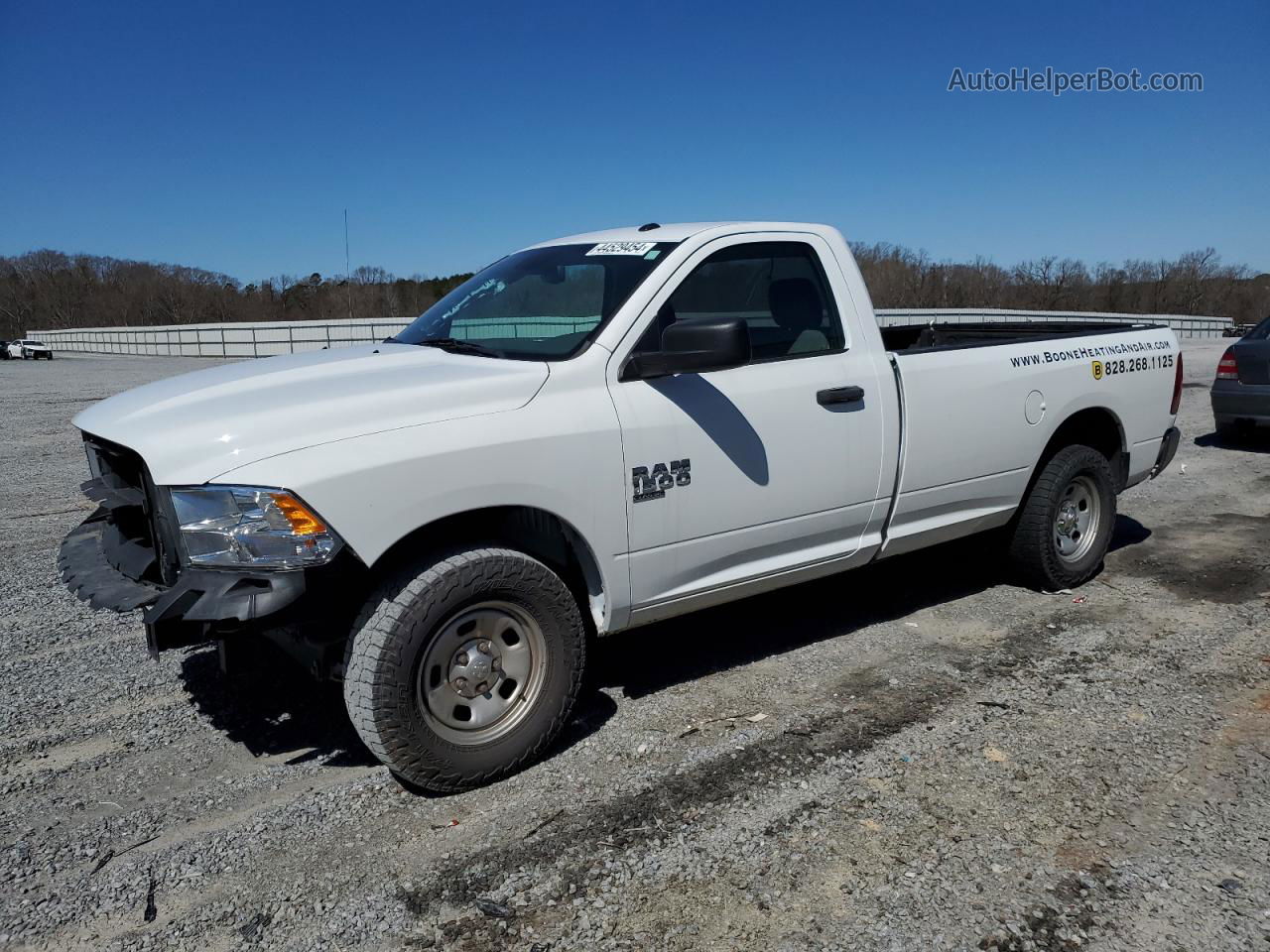 2019 Ram 1500 Classic Tradesman White vin: 3C6JR7DG5KG641385