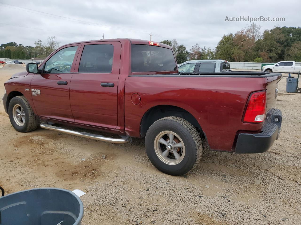 2022 Ram 1500 Classic Tradesman Бордовый vin: 3C6RR6KT3NG172119