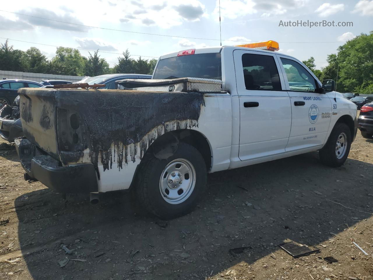 2015 Ram 1500 St White vin: 3C6RR7KT1FG643854