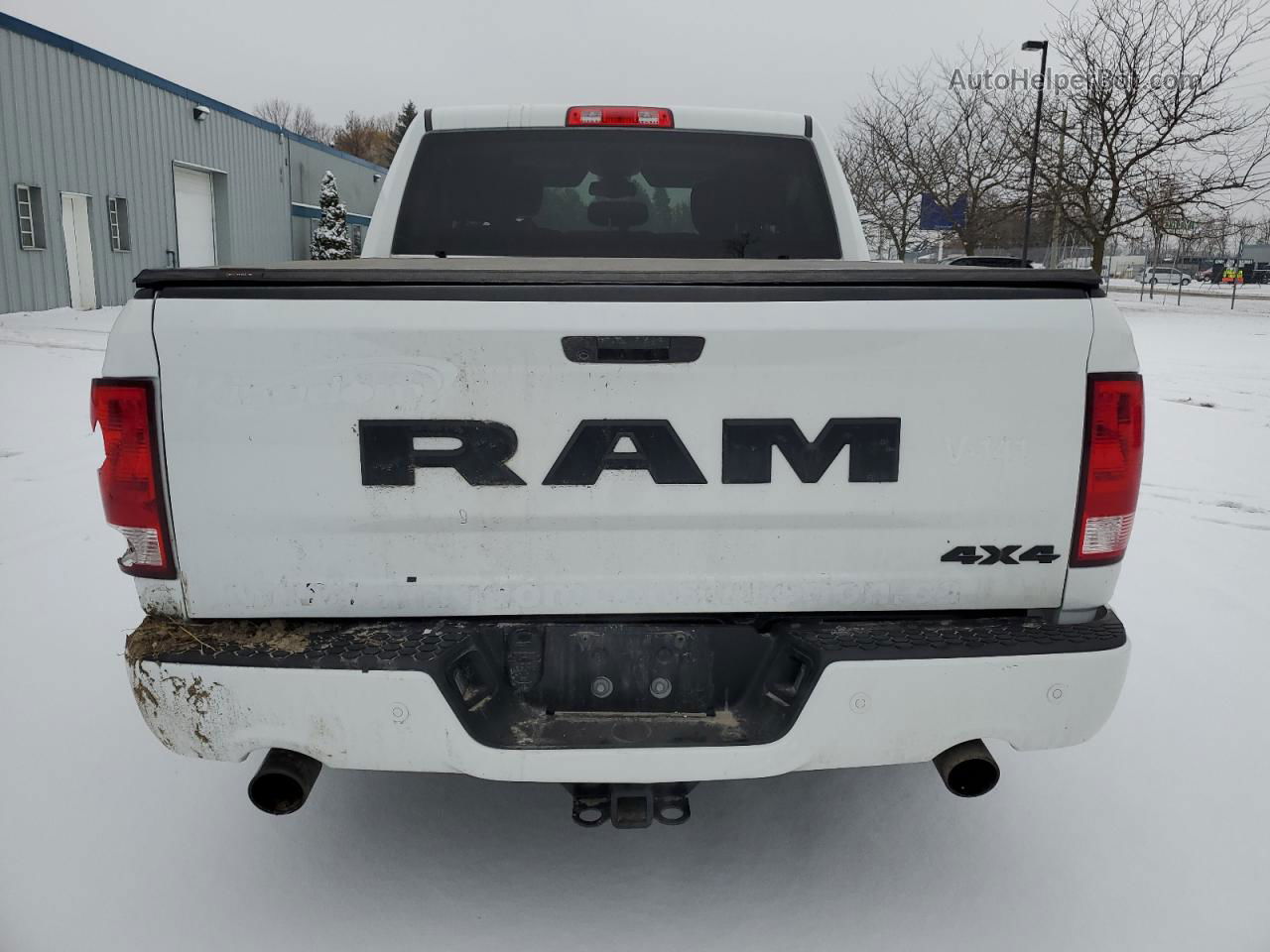 2022 Ram 1500 Classic Tradesman White vin: 3C6RR7KT5NG258456