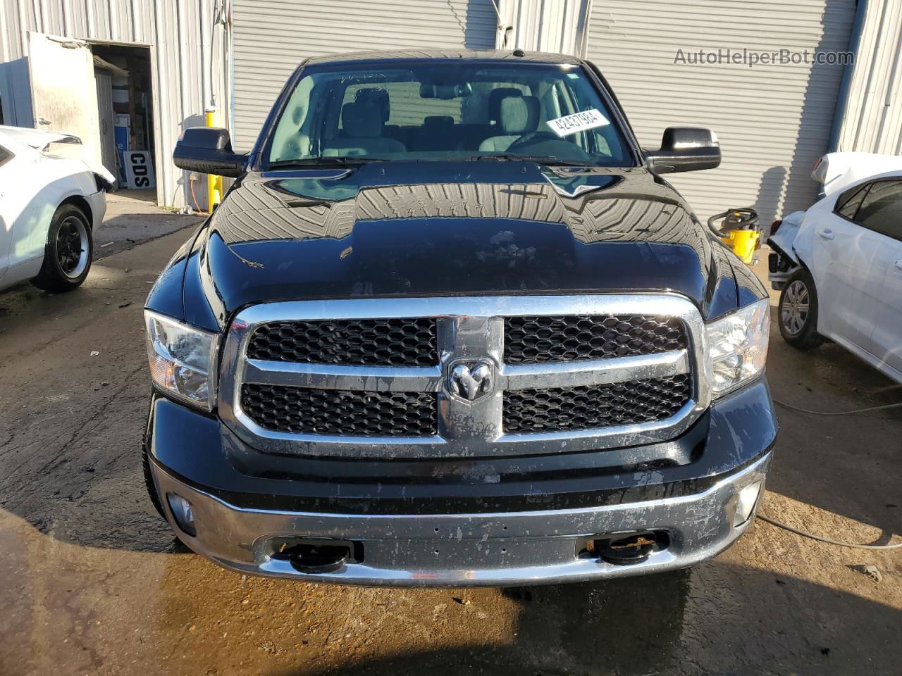 2022 Ram 1500 Classic Tradesman Black vin: 3C6RR7KT5NG352904