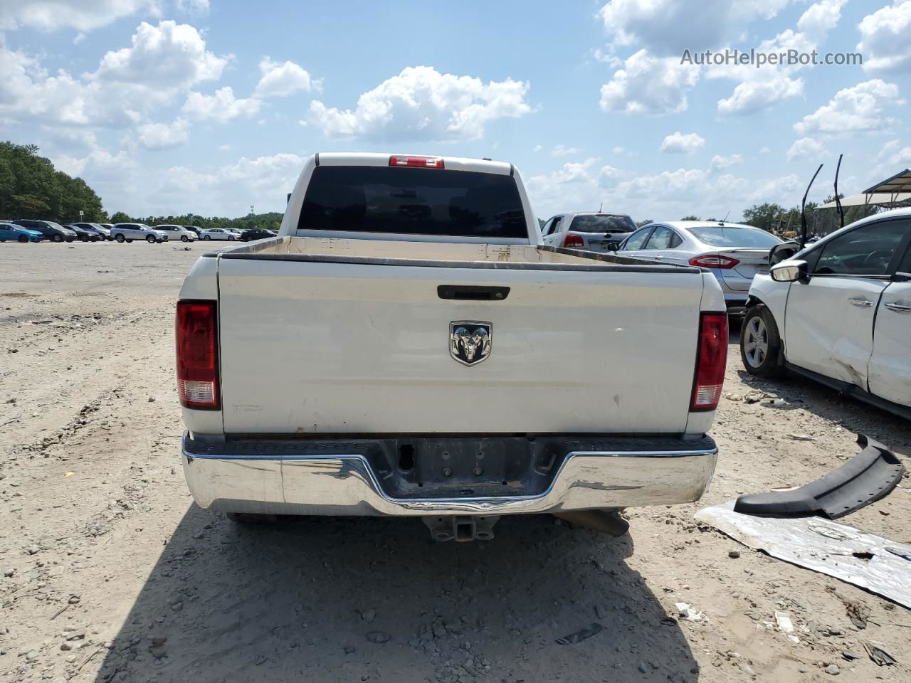 2012 Dodge Ram 2500 St Белый vin: 3C6TD4HL3CG131258