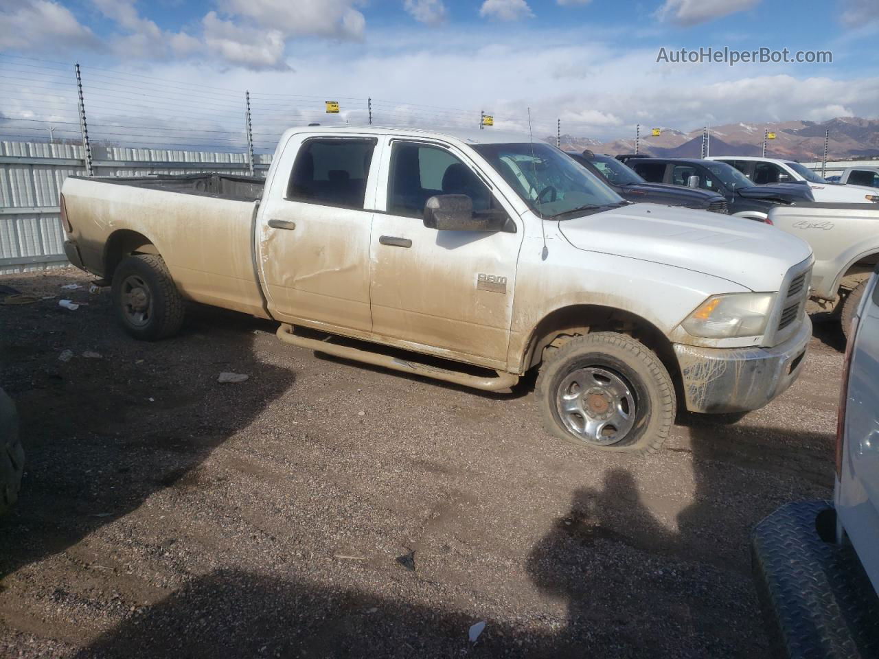 2012 Dodge Ram 2500 St White vin: 3C6TD5HT9CG308952