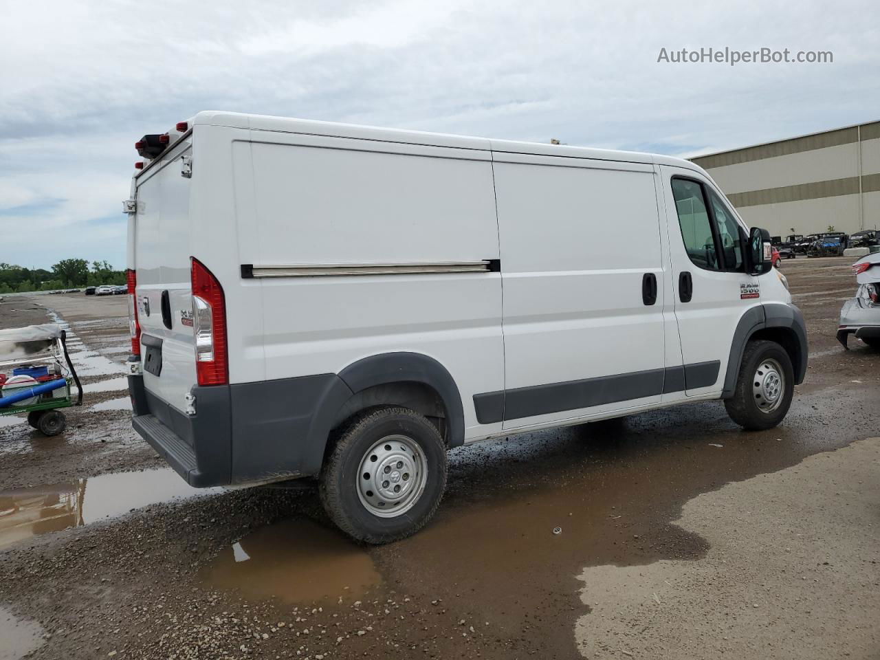 2017 Ram Promaster 1500 1500 Standard White vin: 3C6TRVAG5HE520121