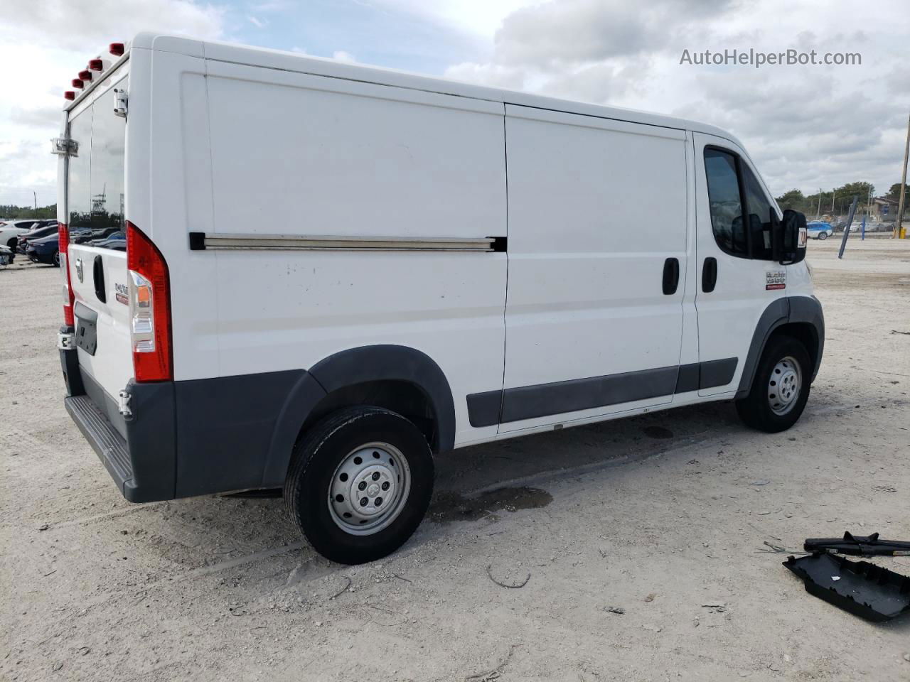 2017 Ram Promaster 1500 1500 Standard White vin: 3C6TRVAG8HE524969