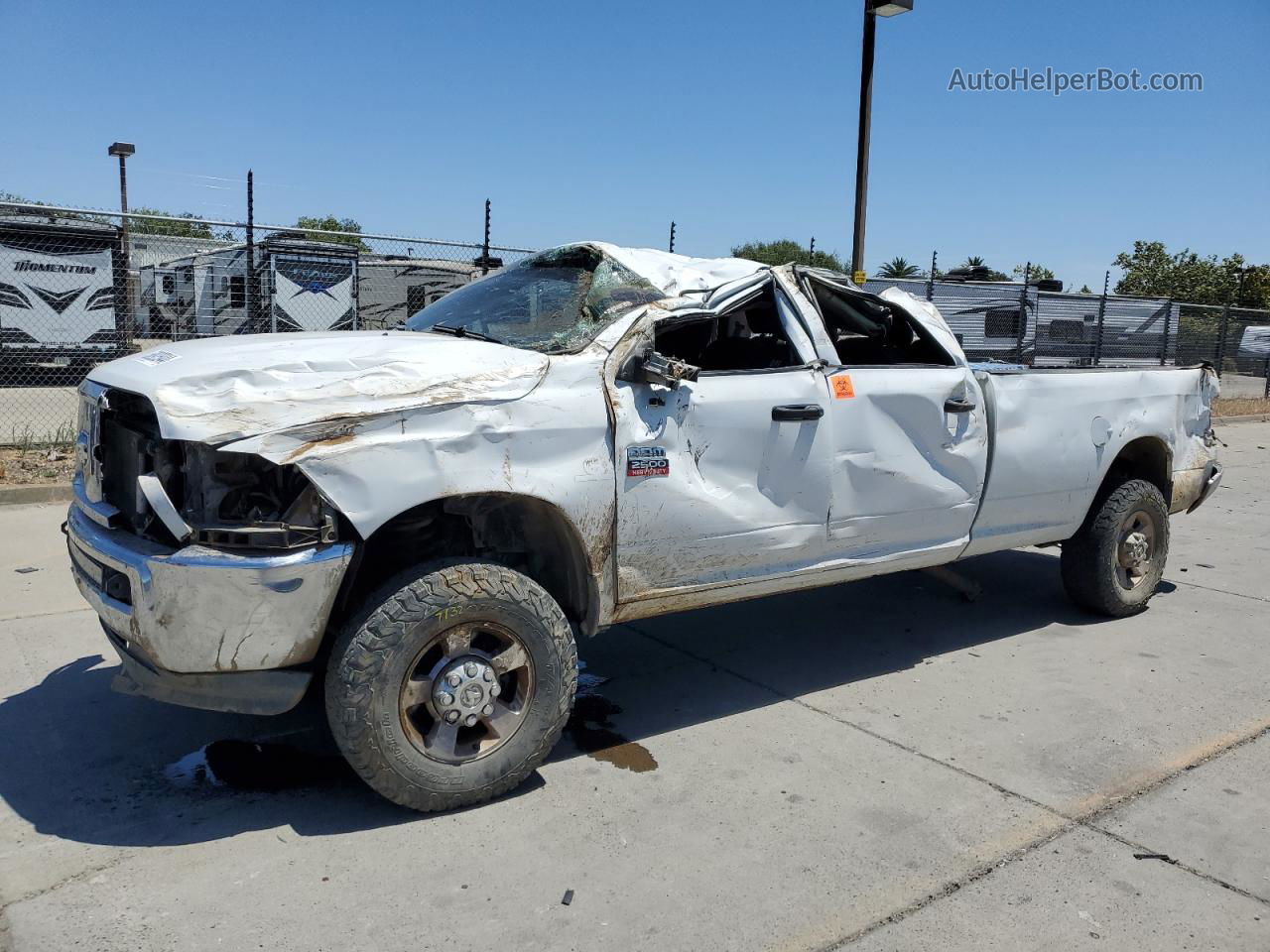 2012 Dodge Ram 2500 St Белый vin: 3C6UD5HL1CG281587