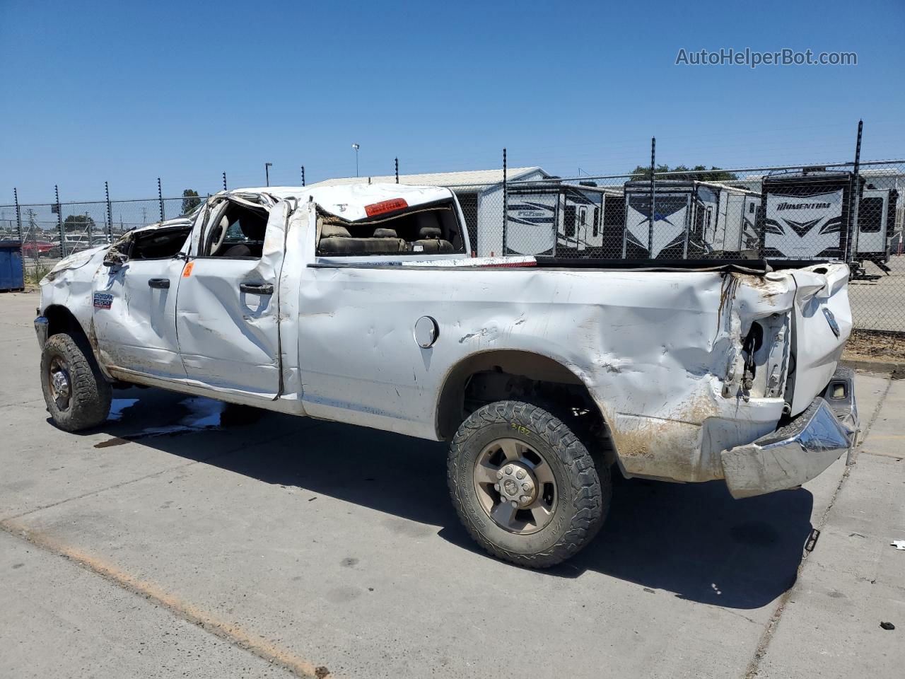 2012 Dodge Ram 2500 St Белый vin: 3C6UD5HL1CG281587