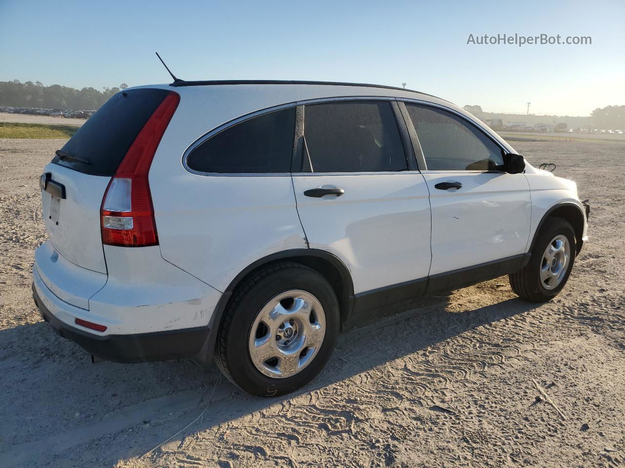 2010 Honda Cr-v Lx White vin: 3CZRE3H3XAG704044