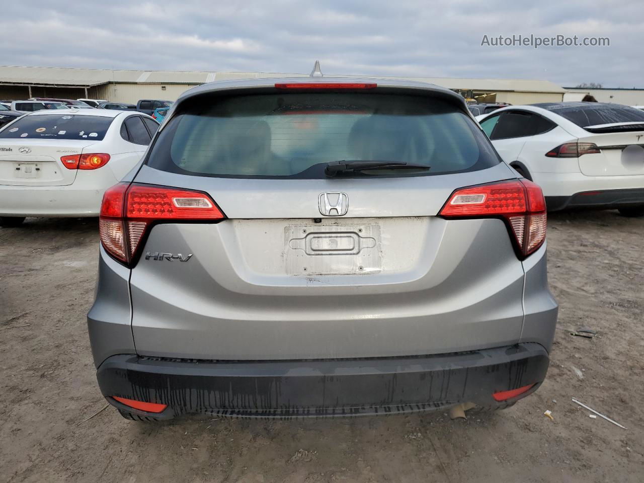 2017 Honda Hr-v Lx Silver vin: 3CZRU5H30HG704224