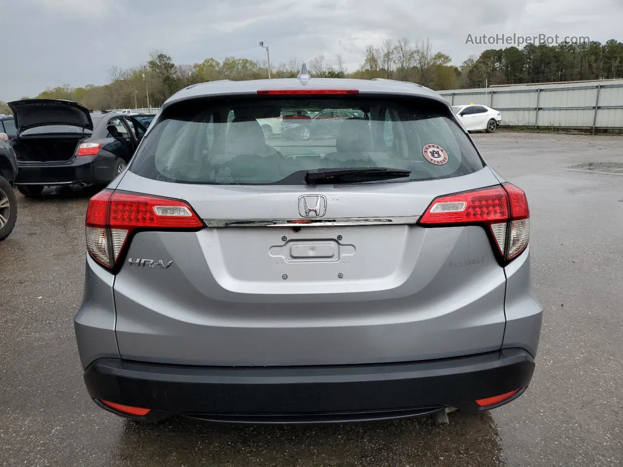 2019 Honda Hr-v Lx Silver vin: 3CZRU5H30KM719623