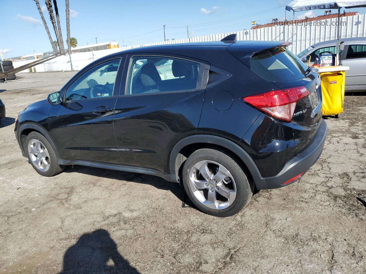 2018 Honda Hr-v Lx Black vin: 3CZRU5H33JM712728