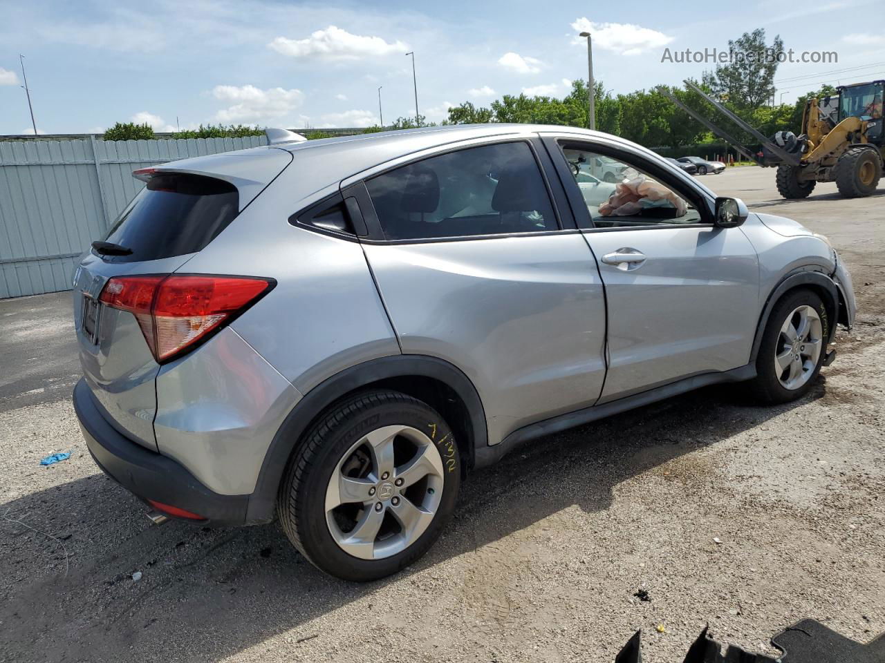 2017 Honda Hr-v Lx Silver vin: 3CZRU5H36HM701880