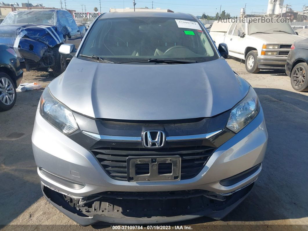 2018 Honda Hr-v Lx Silver vin: 3CZRU5H37JM715731